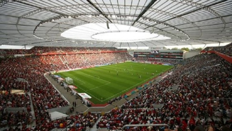 <b><span style='color:#bc2929;font-size:16px;'>1. Bundesliga <br></span>Bayer Leverkusen nimmt Borussia Mönchengladbach auseinander</b>