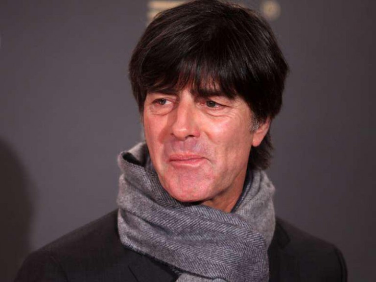 <b><span style='color:#bc2929;font-size:16px;'>Euro 2016 <br></span>EM-Auslosung: Deutschland trifft auf Nord-Irland, Polen und Ukraine</b>