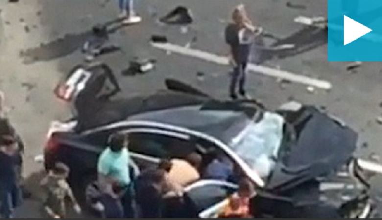 <b><span style='color:#bc2929;font-size:16px;'>Unfall in Moskau <br></span>Anschlagsversuch auf Putin? – Chauffeur stirbt bei Frontalzusammenstoß</b>