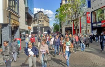 Stationärer Handel und E-Commerce: Der Wandel im deutschen Konsumverhalten