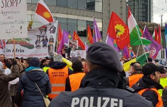 Deutschland: Syrisches Restaurant bei Pro-Kurden-Demo zerstört