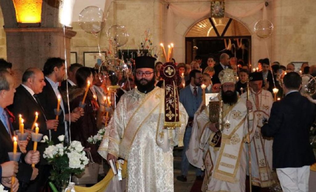 Türkei: Orthodoxe Christen Feiern Osterfest In Aziz Nikola Kirche ...