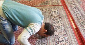 Die universelle Sprache des islamischen Gebets