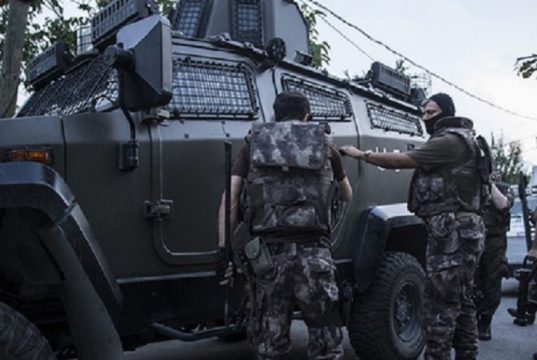 Türkei: Schweres Feuergefecht bei Anti-IS-Razzia – Drei Polizisten und sechs Terroristen getötet