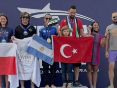 Syrischer Schwimmer feiert Sieg mit türkischer Fahne