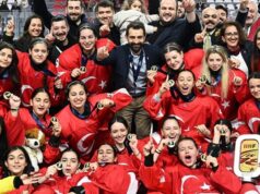 Türkische Eishockeyspielerinnen werden Weltmeister