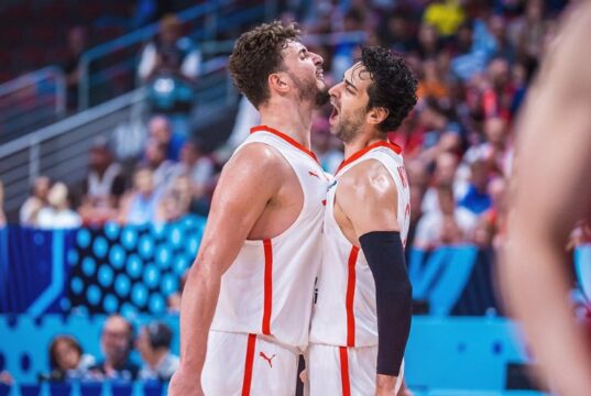 Sieg gegen Polen: Türkische Basketballer im Halbfinale