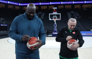 Basketball-Gipfel in Istanbul: Präsident Erdoğan empfängt NBA-Legende Shaquille O’Neal im neuen Leistungszentrum