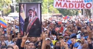 Maduro-Unterstützung: Tausende Venezolaner auf den Straßen