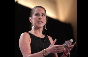 Ana Kasparian: „Ihr werdet nicht gehasst, weil ihr jüdisch seid“