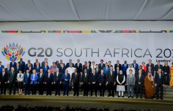 Özgür Çelik: „Die neue Geometrie der globalen Macht“