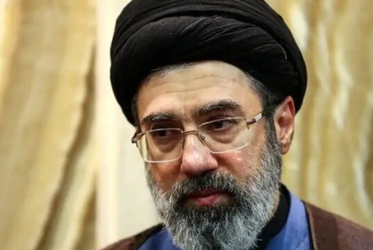 Medienberichte: Khameneis Sohn zum neuen Führer gewählt
