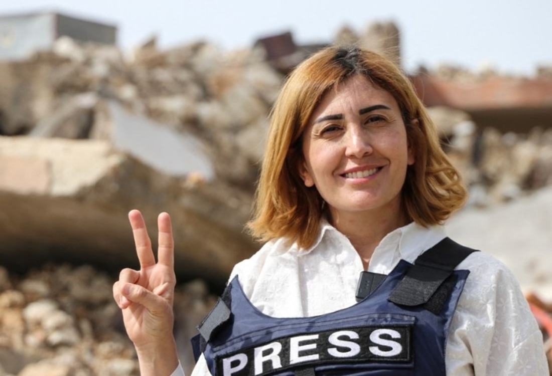 <b><span style='color:#bc2929;font-size:16px;'>Libanon <br></span>Amal Khalil: „Sie drohten mir, meinen Kopf von den Schultern zu reißen“</b>