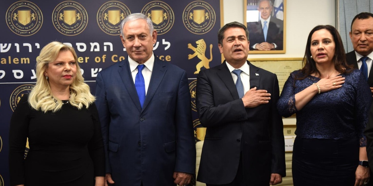 <b><span style='color:#bc2929;font-size:16px;'>USA <br></span>Drogen-Baron Hernández: Trump und Netanjahu sollen Deal gemacht haben</b>