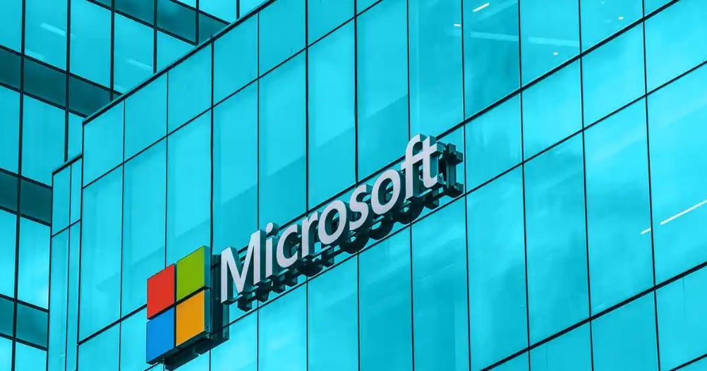 <b><span style='color:#bc2929;font-size:16px;'>Israel <br></span>Microsoft feuert Israel-Chef Haimovich: Azure speicherte 200 Millionen Stunden palästinensischer Telefongespräche</b>