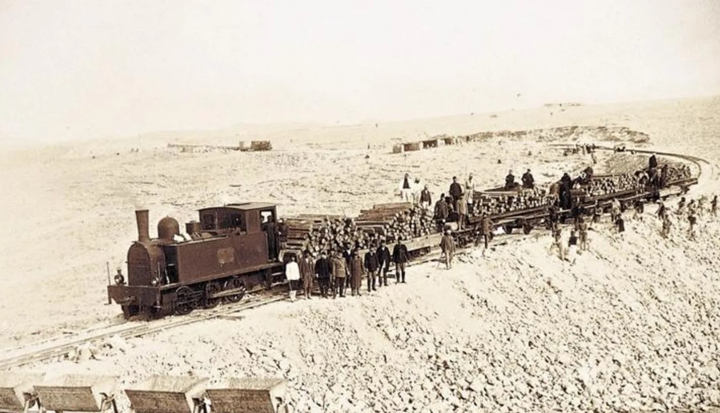 <b><span style='color:#bc2929;font-size:16px;'>Hedschas-Bahn <br></span>Hormuz-Umgehung: Türkei kündigt historische Hedschas-Bahn an</b>