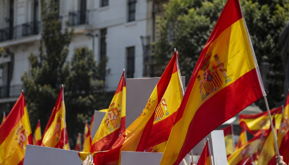 <b><span style='color:#bc2929;font-size:16px;'>Spanien <br></span>Ceuta: Einheimische gehen gegen rechte Demo auf die Straßen</b>
